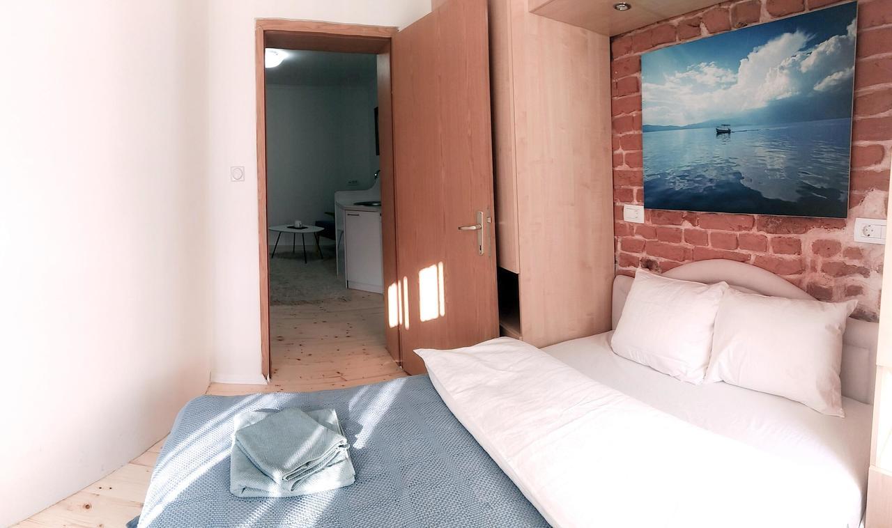 Sirma'S Unique Artsy Modern Quiet 1-Bdrm In The Heart Of Skopje 아파트 외부 사진